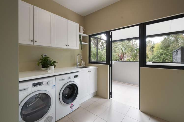 70 Waicola Drive Fitzherbert_39