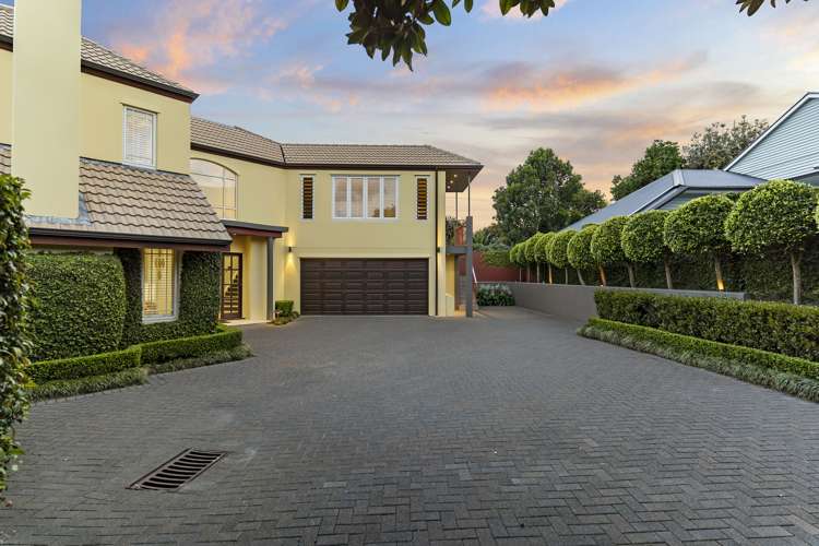 3 Shipherds Close Epsom_11