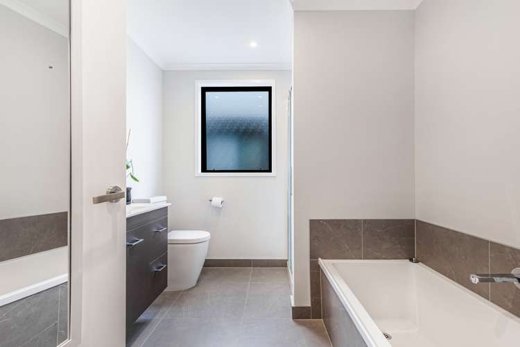 16 Wai Place Westgate_21