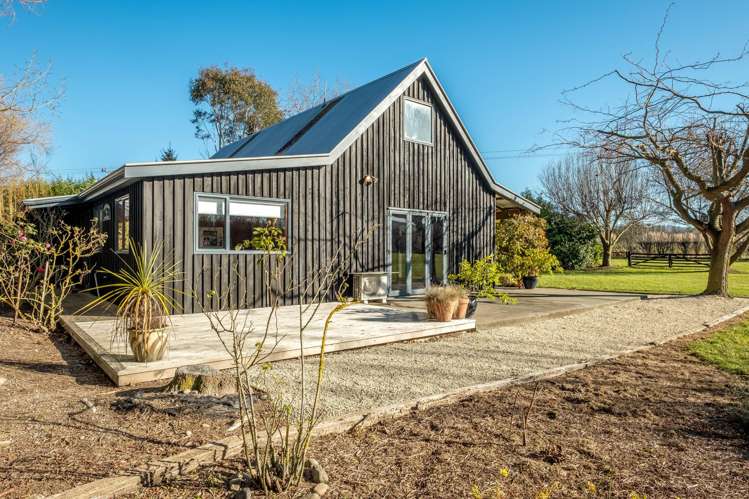 144 School Road Culverden_9