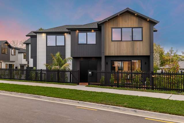 Premium Corner Living, Award-Winning Build