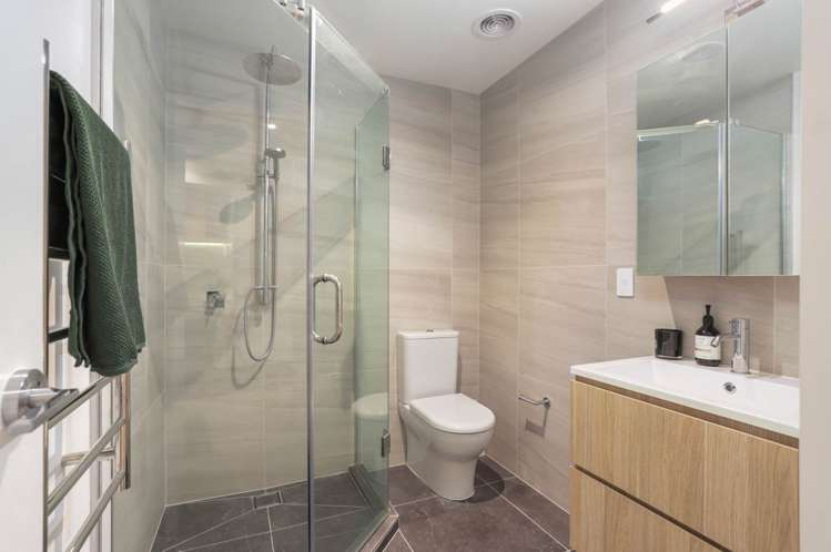 302/1 Buscomb Avenue Henderson_6