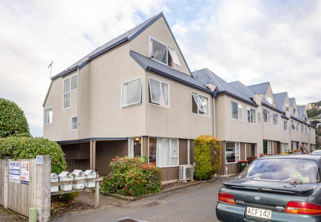 Great location and warm flat!