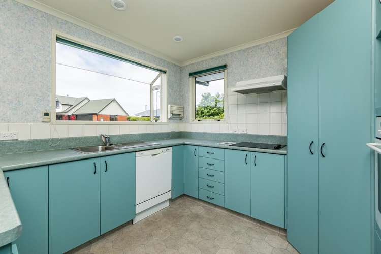 6 Alpine Close Marchwiel_16