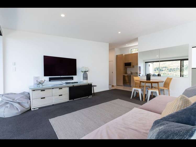 10/527 Frankton Road Queenstown_4