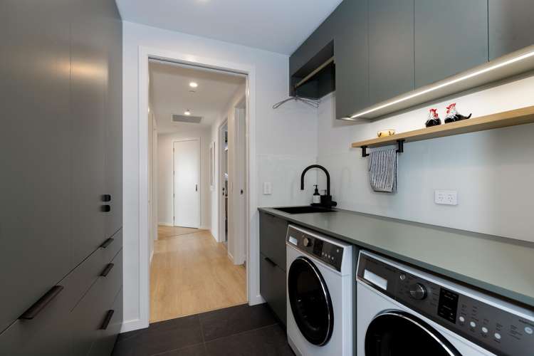 25 Resolution Place Richmond_16