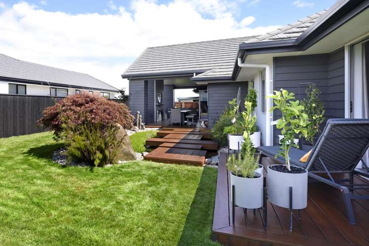 15 Berryfield Drive Richmond_38