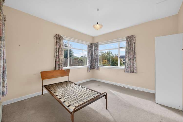 69 Hargood Street Woolston_14