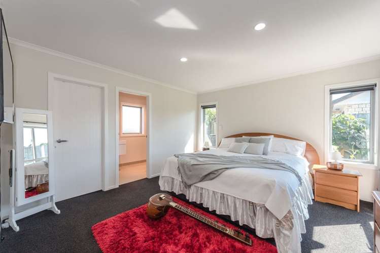 9 Foxbury Court Rototuna North_13