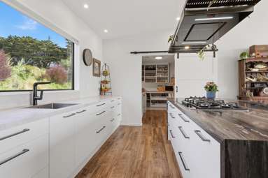 206 Baker Road_2