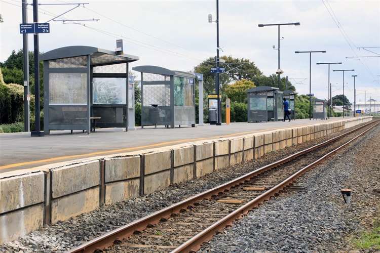 2/9 Maru Road Takanini_11