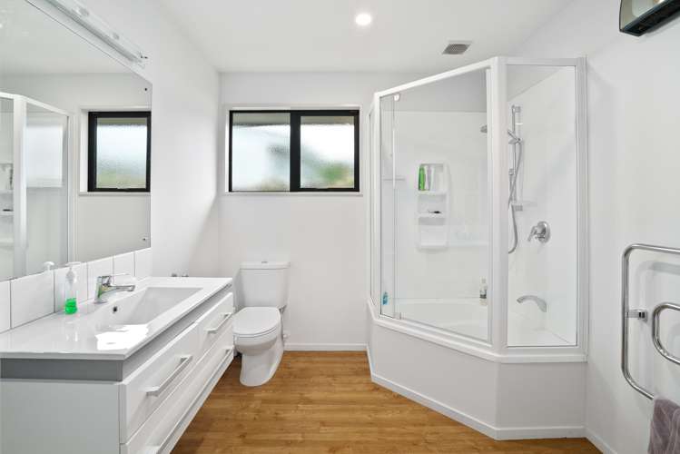 23 Liverpool Terrace Stoke_16