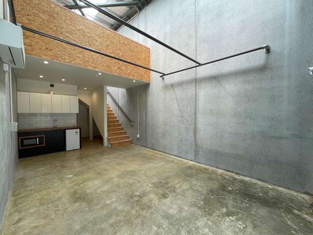 46/7 Tunnel Grove Gracefield_2