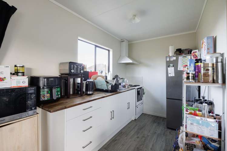 1222A Cunningham Crescent_2