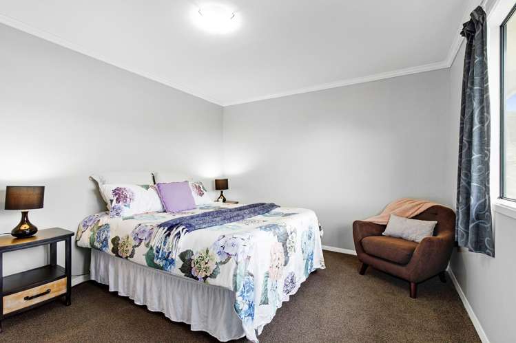 2/7 Norana Road Maoribank_8