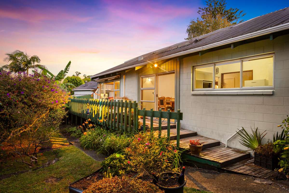 1/246 Titirangi Road_0