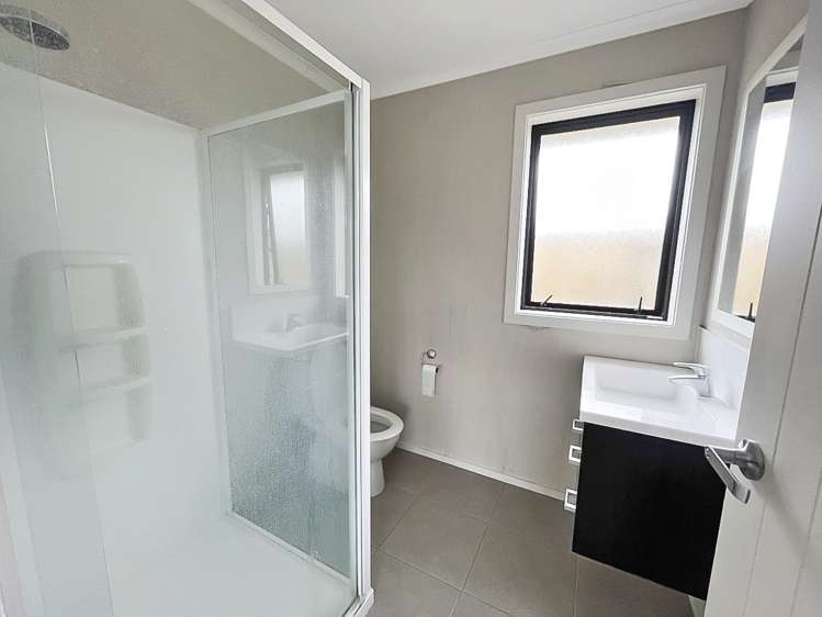 3 Medallion Court Kelvin Grove_10