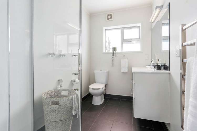 9/10 George Street Mount Eden_12