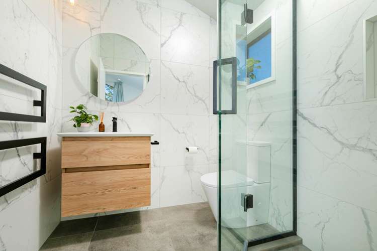 2/33 Braemar Road Rothesay Bay_31