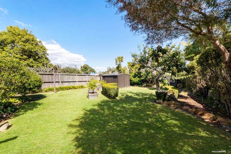 10 Heaphy Street Blockhouse Bay_18