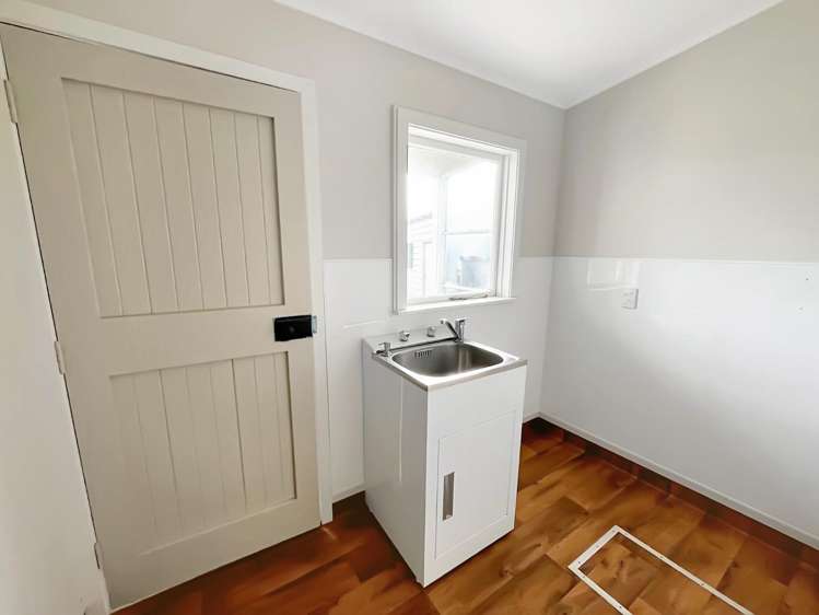 34 Devon Crescent Bulls_8