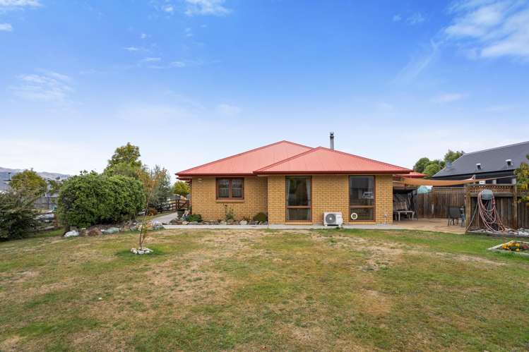 24 Hewson Crescent_5