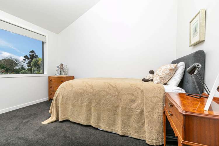 73 Penzance Road Mairangi Bay_14