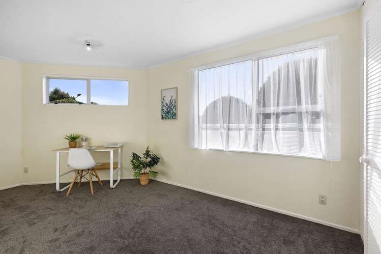 39 Tweed Road Papakowhai_20