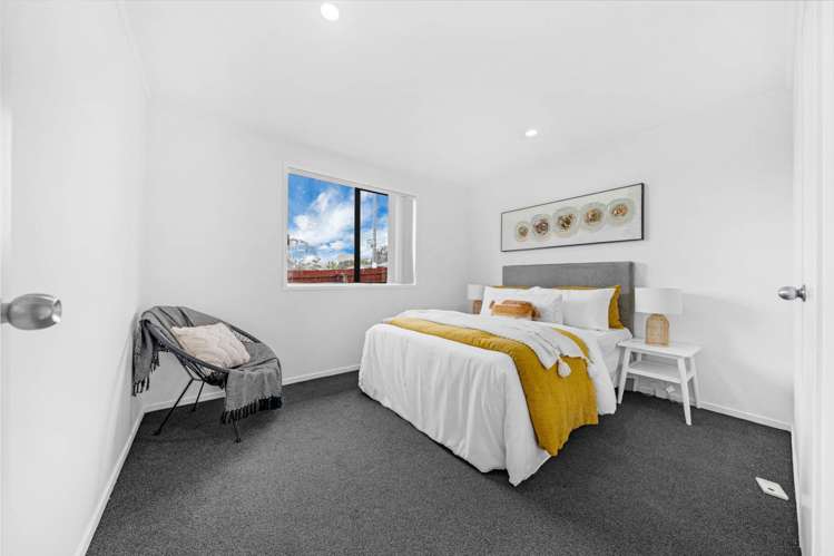 148 & 148A Solar Road Glen Eden_15