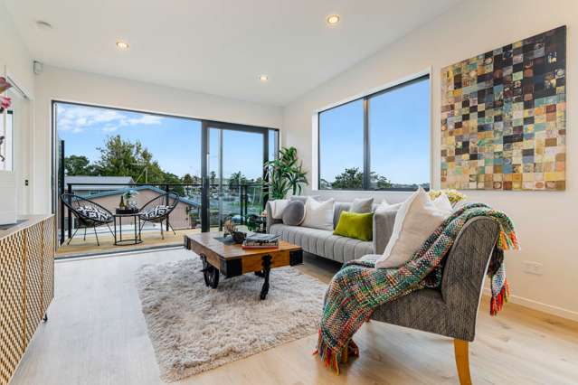 935 Whangaparaoa Road Manly_4