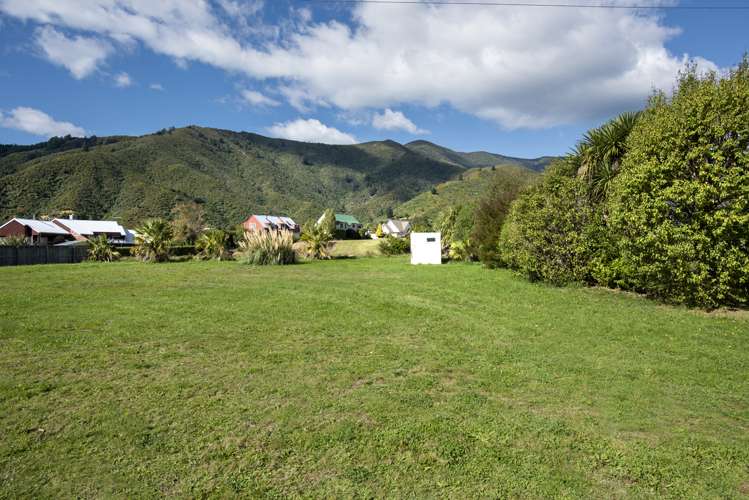 11b Beach Road Waikawa_0