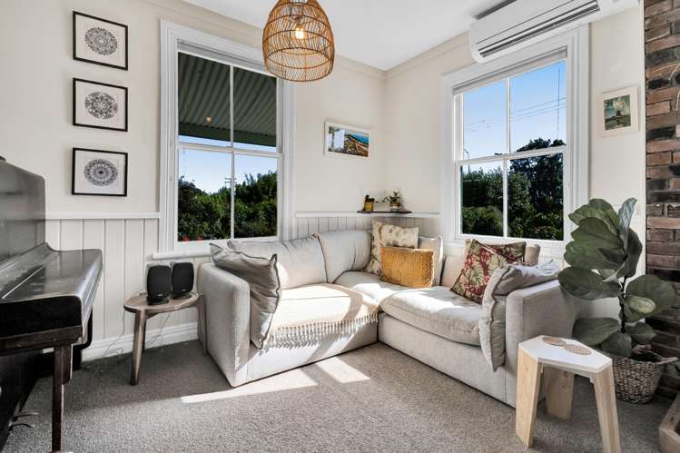 1 Mahuru Lane Okato_8