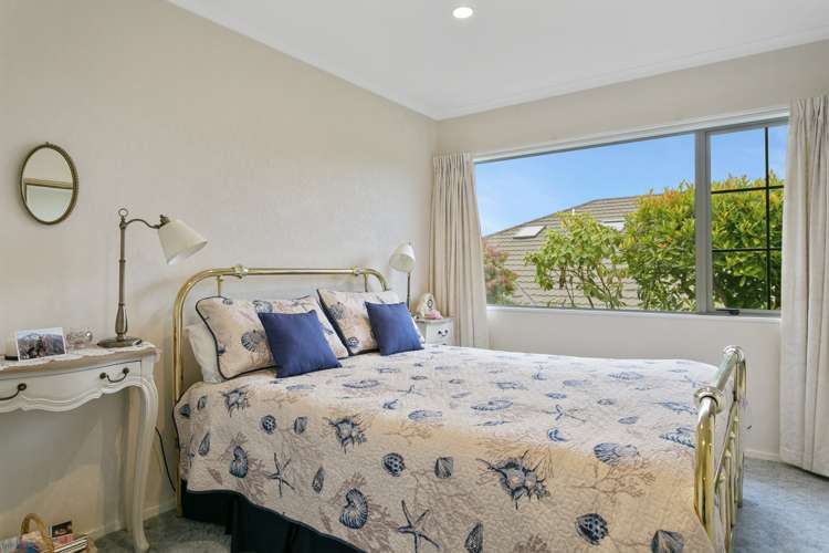 10 Lakeridge Close Rangatira Park_12