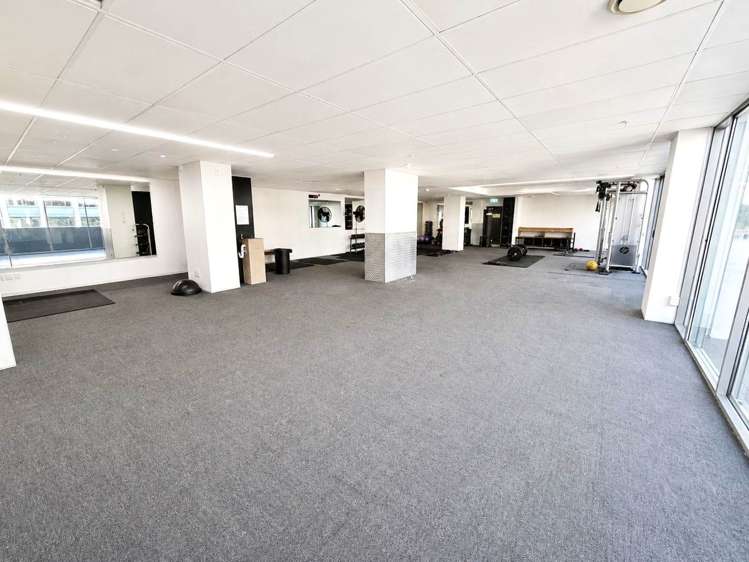 Unit CU6/2 Beach Road City Centre_2
