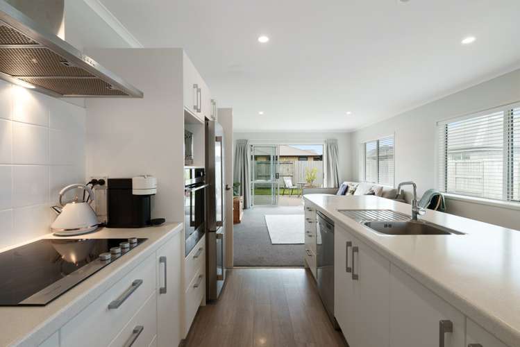 4 Livingstone Drive Papamoa_3