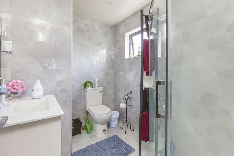 5a Misty Place Papatoetoe_12