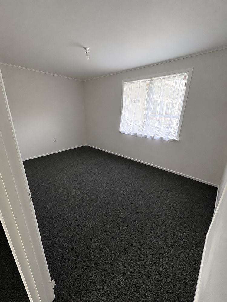 1 Sussex Place Te Kamo_10