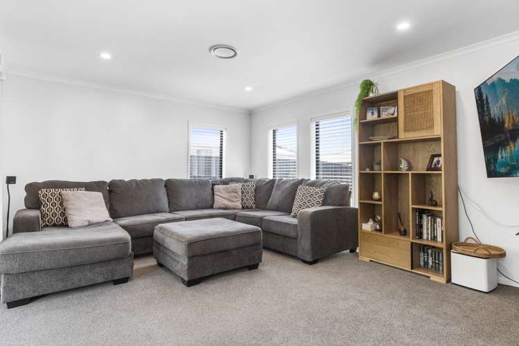 84 Pakanga Grove Pyes Pa_30