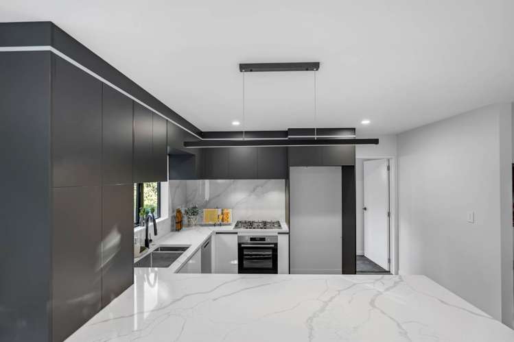 8a South Lynn Road Titirangi_25