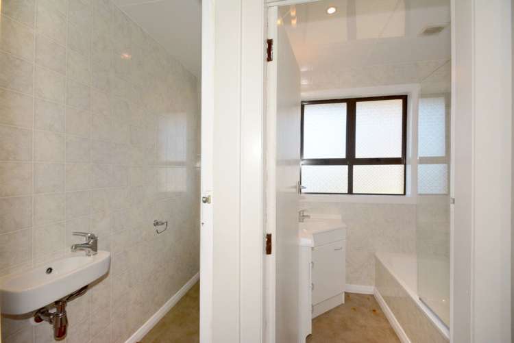 8 Aytoun Street Shiel Hill_14