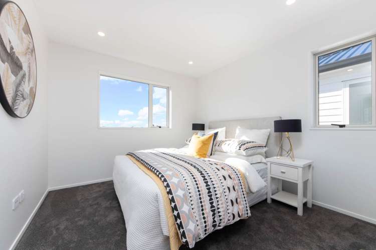 5d Quiet Street Te Atatu South_5