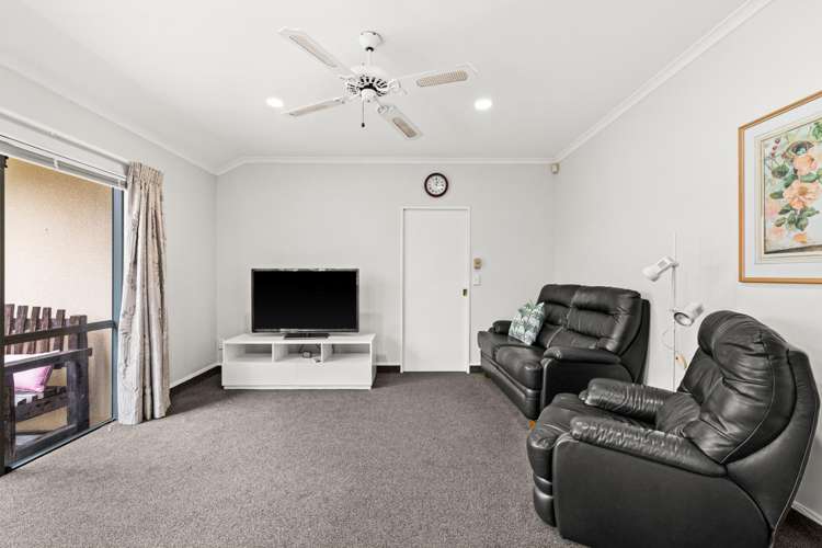 18 Claridge Place Taradale_4