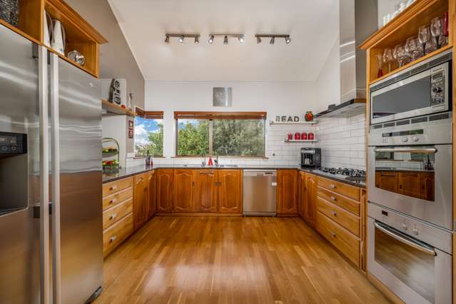 54 Beach Road Mellons Bay_3