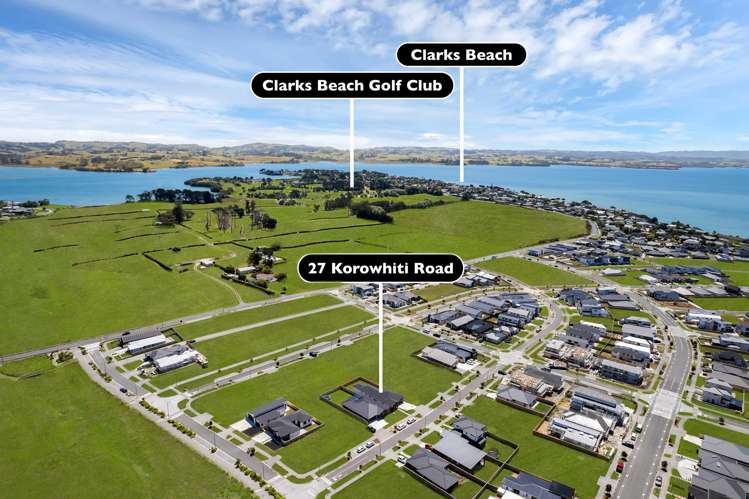 27 Korowhiti Road Clarks Beach_28