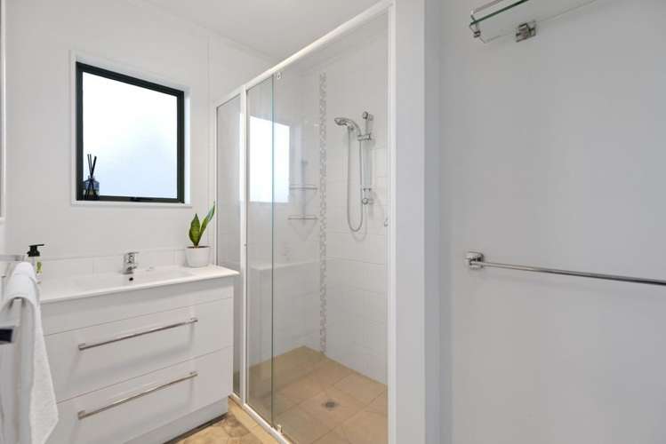 191b Otumoetai Road Brookfield_13