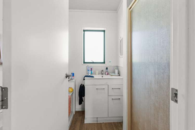 20 Linton Crescent Matua_9