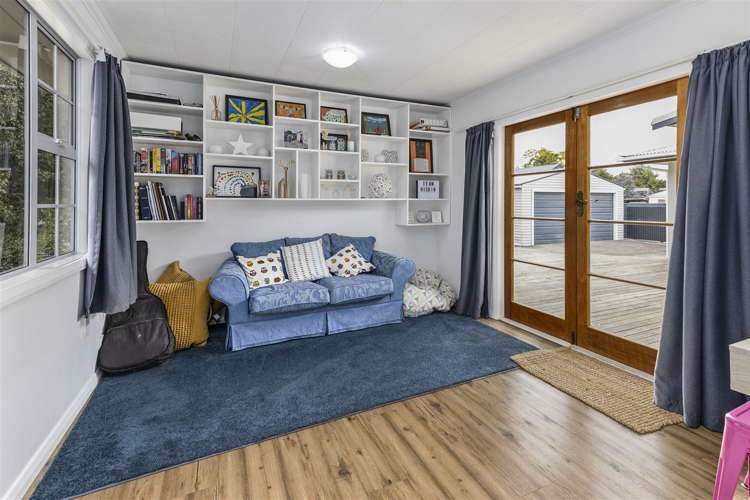 5 Bank Street Springlands_7