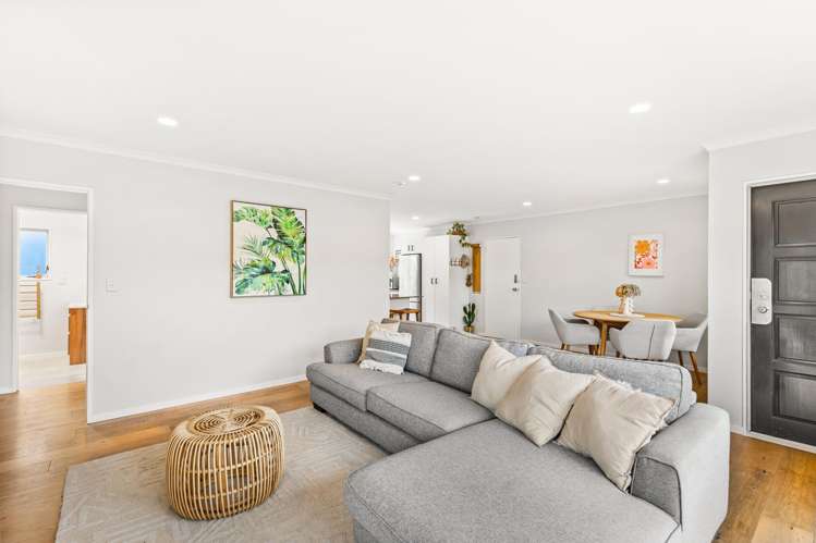 2/8 Crewe Close Albany_5