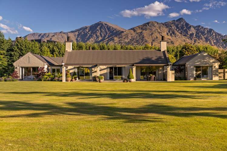 112 Domain Road Dalefield/Wakatipu Basin_22