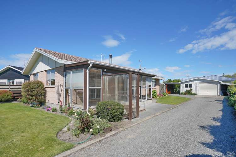 14 Seadown Crescent Amberley_2